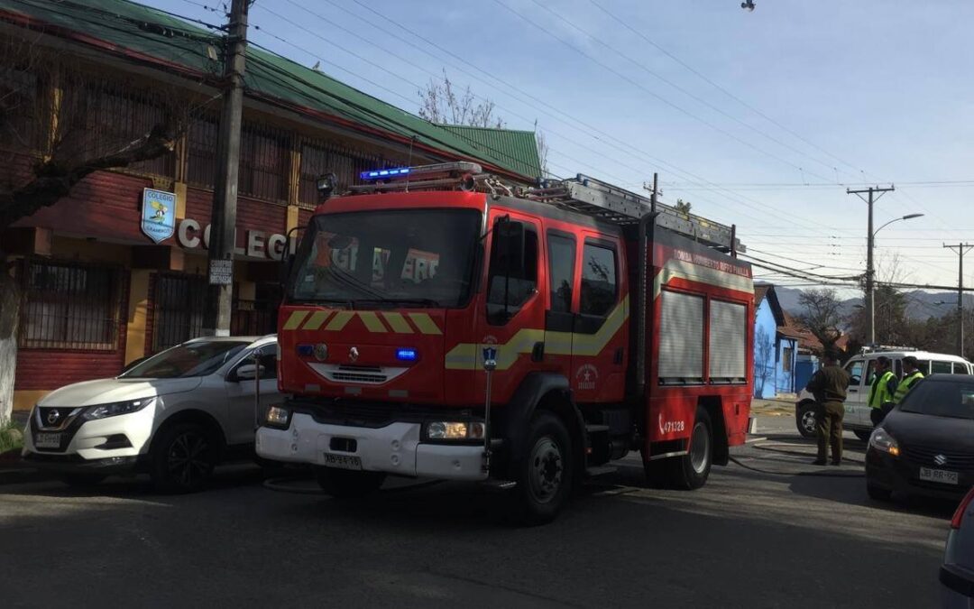 Cierre se habría decretado por casos de indisciplina: Corte acoge orden de no innovar presentada por vecinos y ordena que siga funcionando la Primera Compañía de Bomberos de Graneros