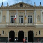 Módulos del permiso de circulación: Contraloría ordena a Municipalidad de Santiago abrir sumario tras contratación de guardias por $120 millones