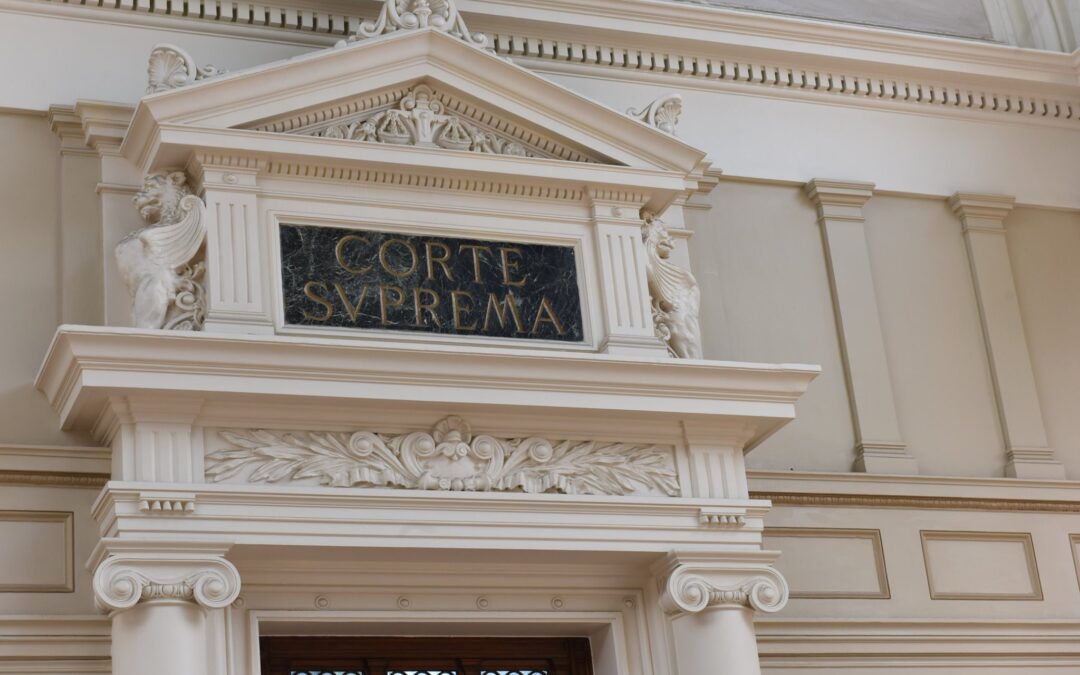 Funcionaria de Aduana de Iquique pide a la Corte Suprema anular fallo que la condenó a 12 años de cárcel por presuntas torturas a mujeres que portaban droga al interior de sus cuerpos