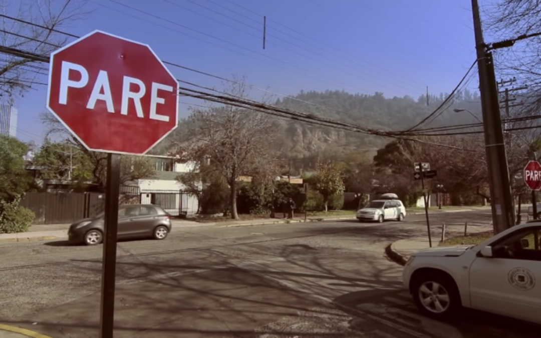 Falta de servicio: Corte Suprema mantiene fallo que condenó a Municipalidad de Vallenar por deficiente señalización de cruce donde se registró accidente