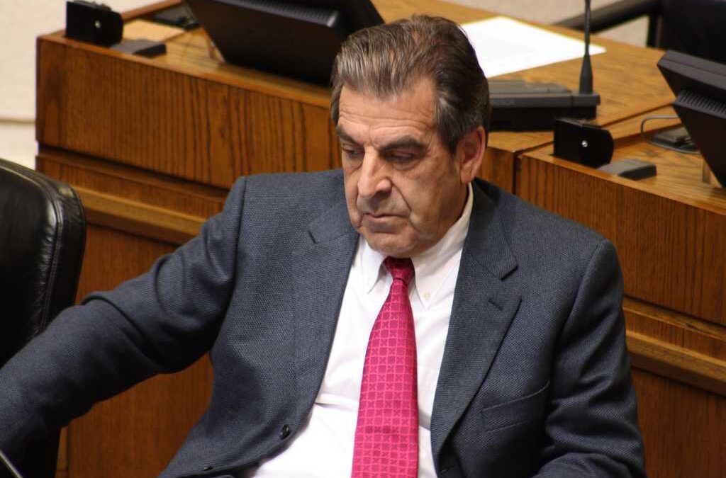 Últimas acciones civiles en el caso: Banco Internacional presenta dos demandas ejecutivas por $178 millones en total en contra de Eduardo Frei y su hermano Francisco