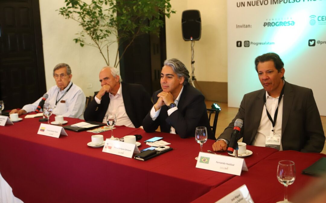 David Adler, José Miguel Insulza y Gustavo Petro, entre los 60 firmantes que respaldaron demanda de Marco Enríquez-Ominami ante la CIDH