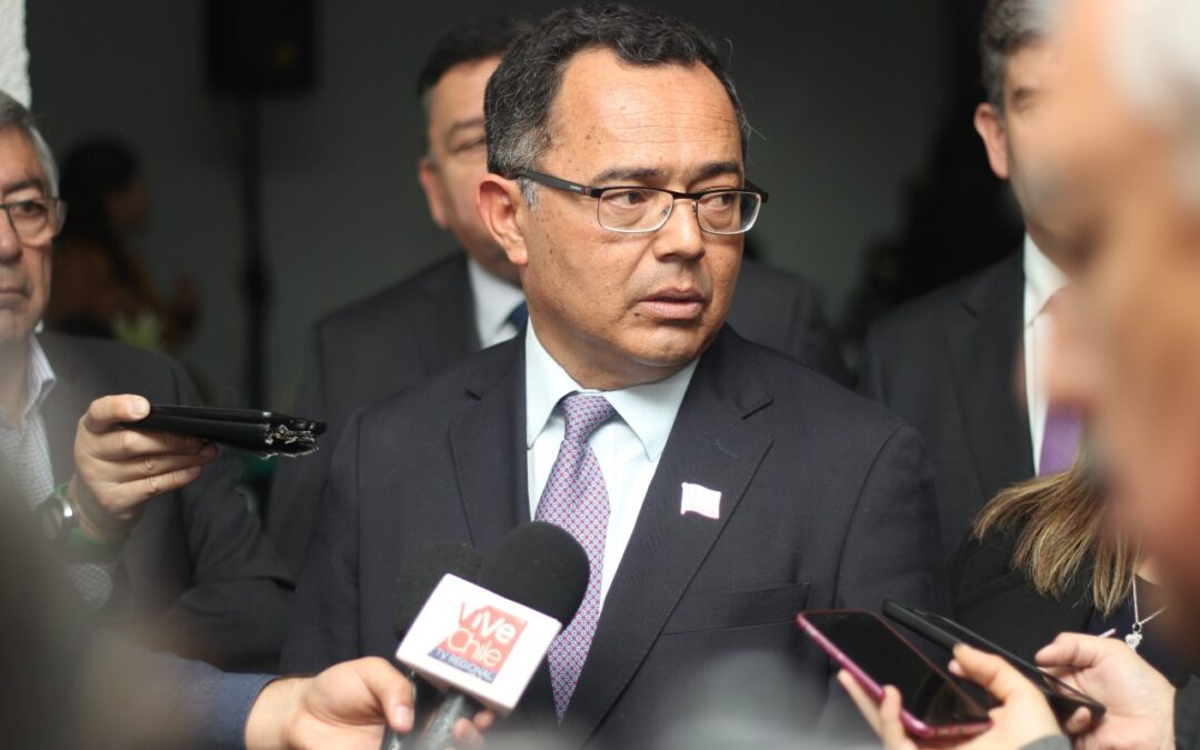 Local fue controlado por inspectores municipales y sólo se decretó citación: intendente de Valparaíso se querella contra administrador de pub en Zapallar acusándolo de no respetar medidas sanitarias