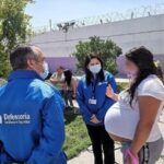 Defensoría Metropolitana Sur firmó convenio para entregar ajuar a recién nacidos y mujeres embarazadas encarceladas