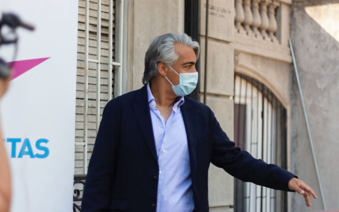 Tribunal rechazó demanda del CDE contra Marco Enríquez-Ominami tras ser absuelto de todos los cargos imputados