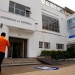 Universidad La República gana en la Corte Suprema y se anula dictamen que ordenaba su cierre