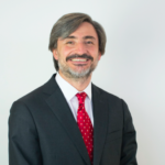 Gonzalo Fernández, socio de Carey, asume la presidencia de importante organismo arbitral