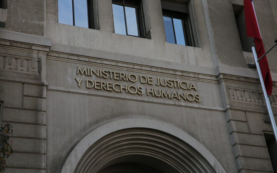 Abogado Luis Cordero asumirá en el Ministerio de Justicia, tras salida de Marcela Ríos