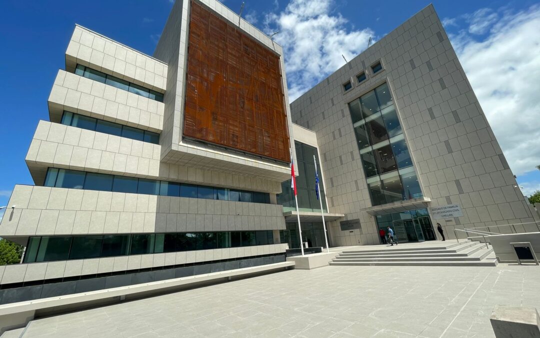 Presidente de la Corte Suprema inauguro nuevo centro de justicia de Chillán