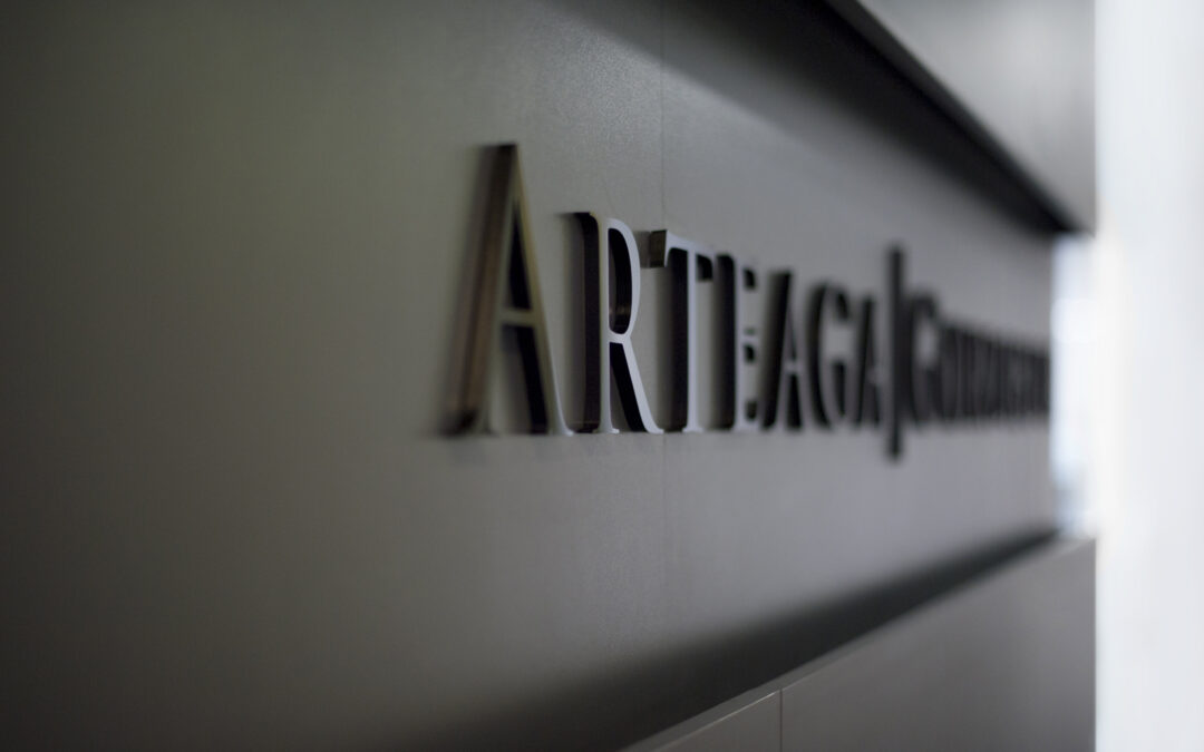 Arteaga Gorziglia asesora a Clínica MEDS en aumento de capital por US$47 millones