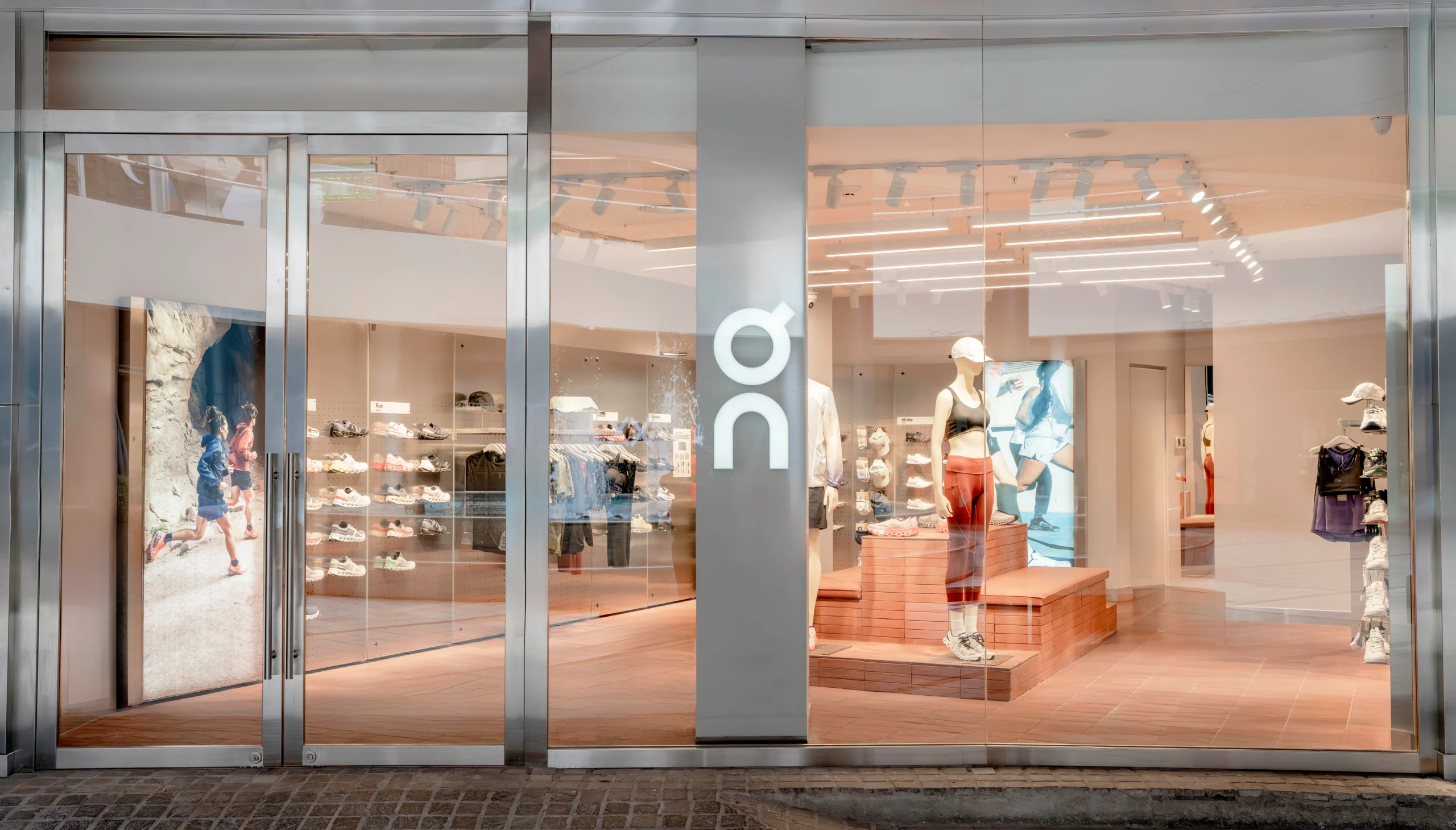 On_Store_Santiago_Parque_Arauco (1)