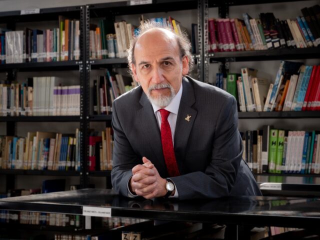 Rodrigo Vidal deja rectoría de la USACH tras fallo del Tricel que confirma nulidad de la elección