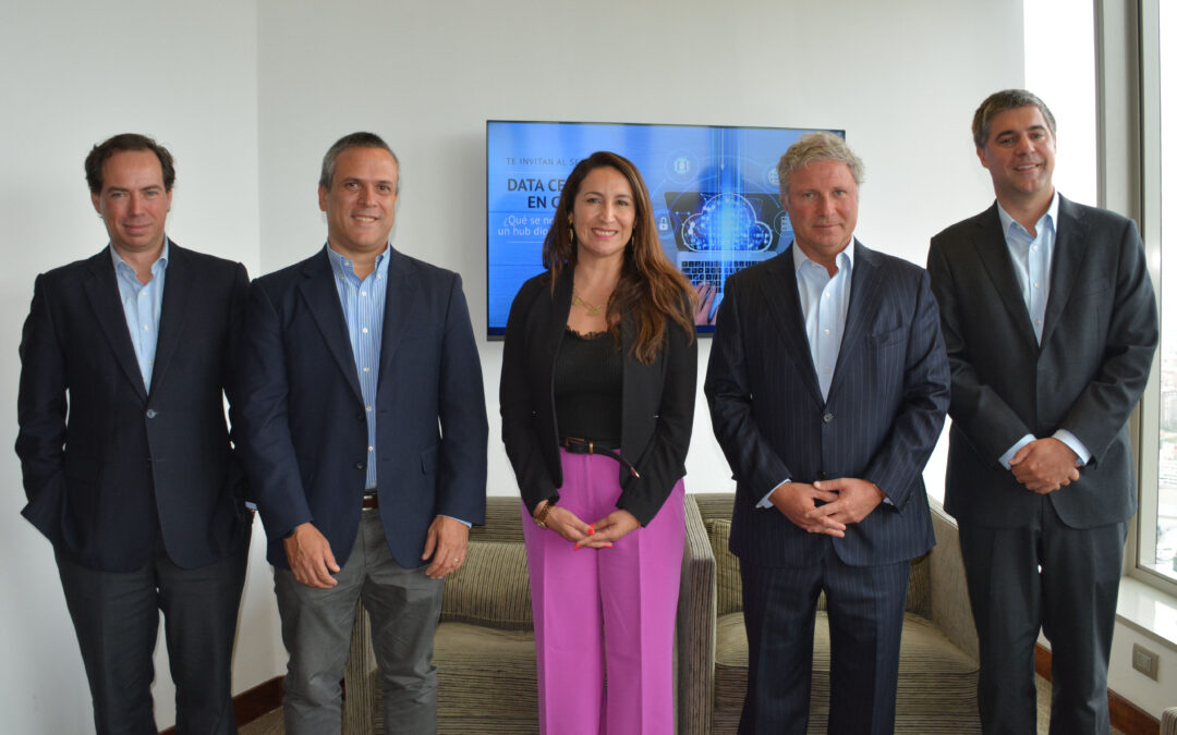 Carey reúne a líderes de la industria para abordar las condiciones para convertir a Chile en hub digital regional