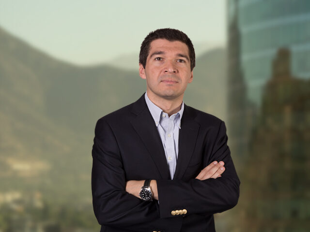 El desafío de la gestión de marcas en un mercado dinámico: lecciones del caso Twitter y la nueva realidad en Chile. Por Eduardo Lobos.