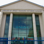 Tribunal de Puerto Natales multó a turista que fue sorprendido fumando en Torres del Paine