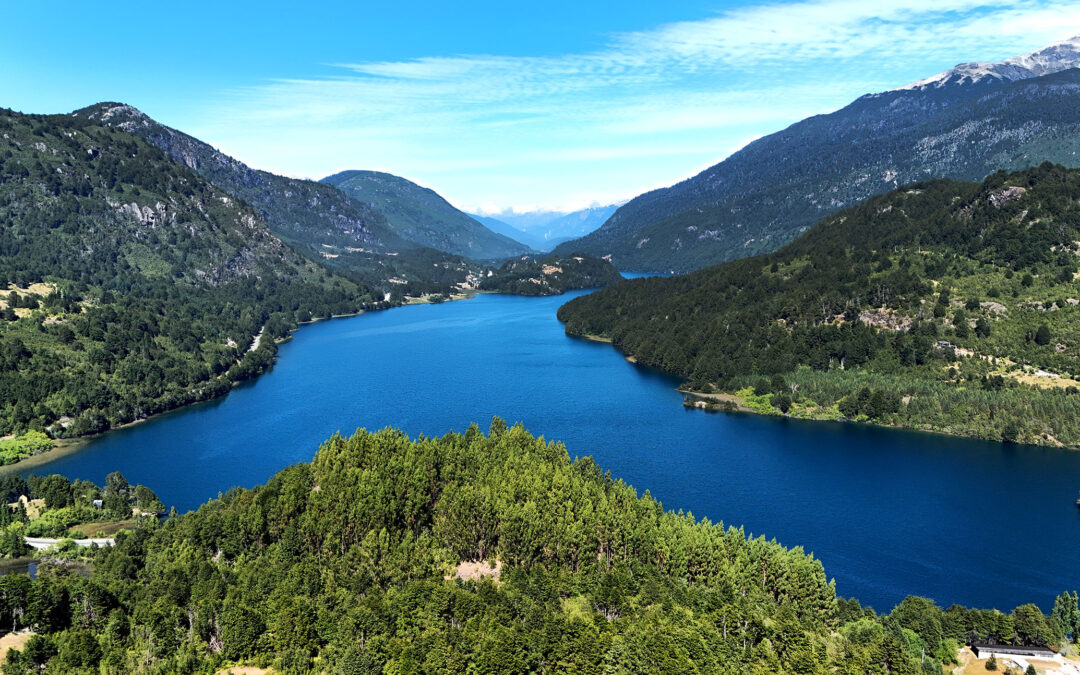 Vecinos al límite: La historia de la disputa  privada por tierras en la Patagonia que se convirtió en un asunto de “soberanía nacional”