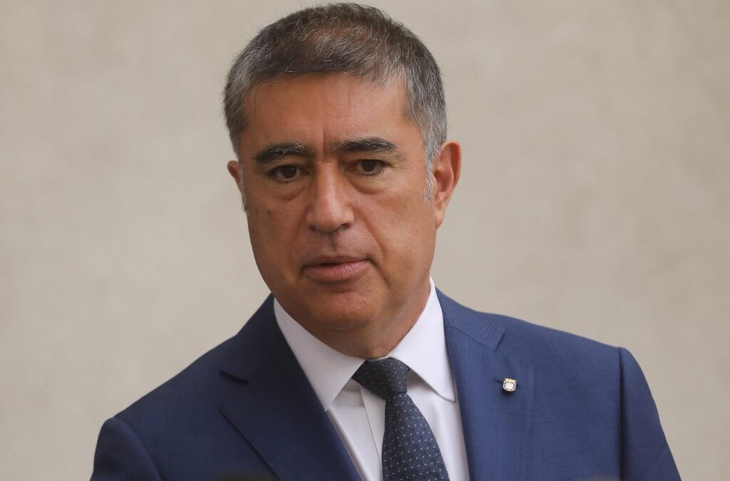 Ampliación de Santiago 1: Fallo ordena frenar las obras y le da el primer round a Desbordes
