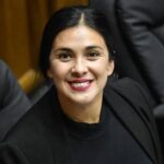Republicanos retiran querella por tráfico de influencias que involucraba a Karol Cariola con empresarios chinos