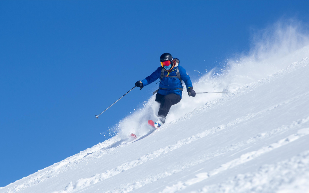 centro-ski-colorado-farellones