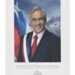 Desbordes gana la guerra de los retratos en Santiago: Contraloría desestima la denuncia por tener foto de Sebastián Piñera en su oficina