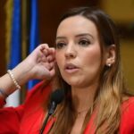 Defensa de Camila Flores acusa que la Fiscalía ignora las órdenes de la Suprema y pide audiencia